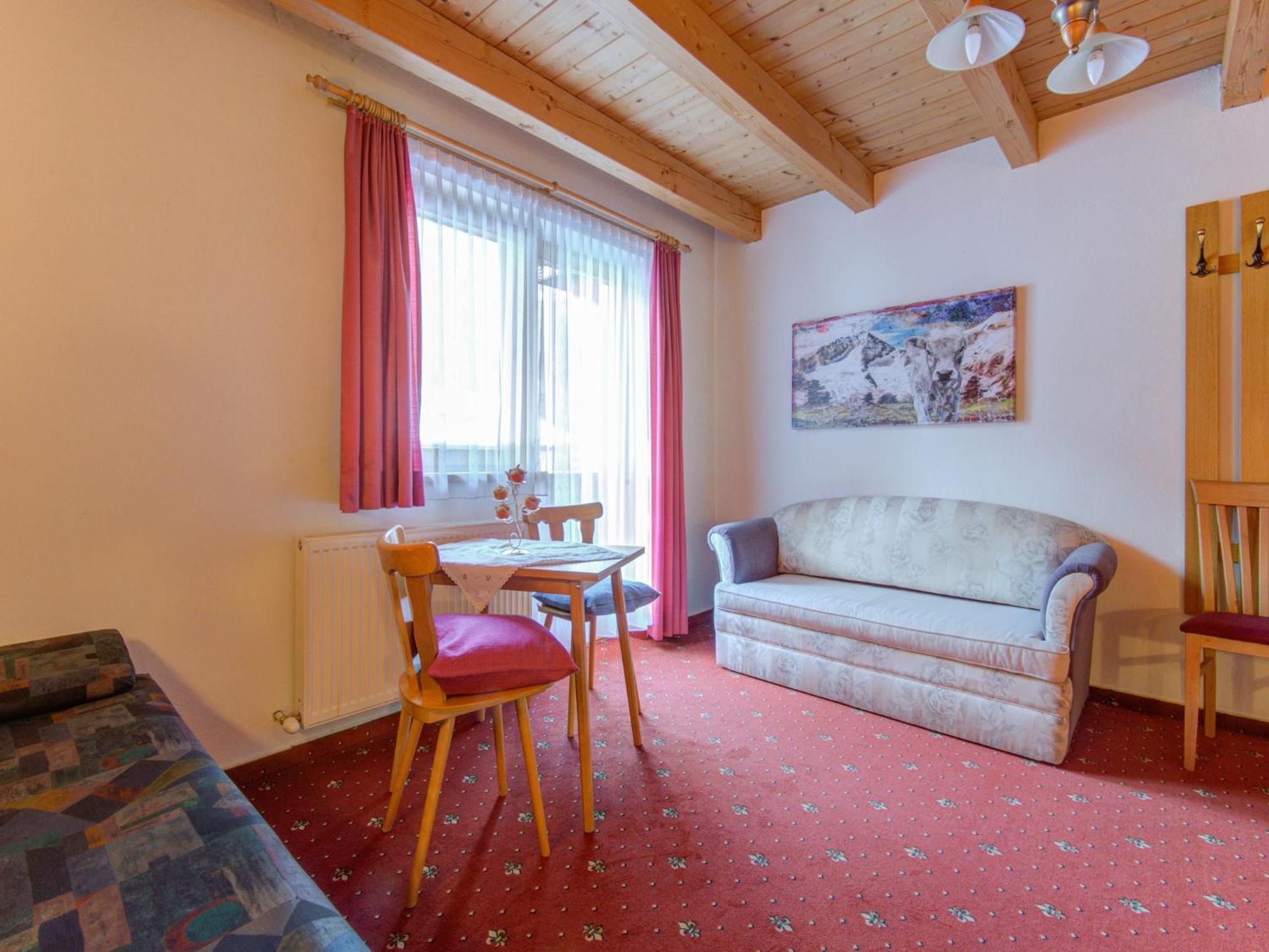 Comfortable Apartment In L Ngenfeld With Ski Storage Ленгенфельд Екстер'єр фото