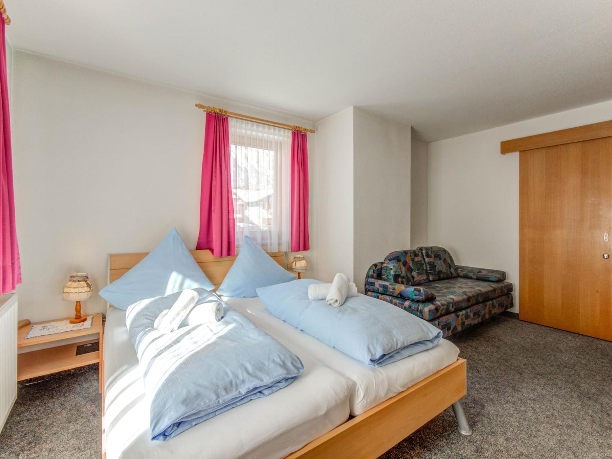Comfortable Apartment In L Ngenfeld With Ski Storage Ленгенфельд Екстер'єр фото
