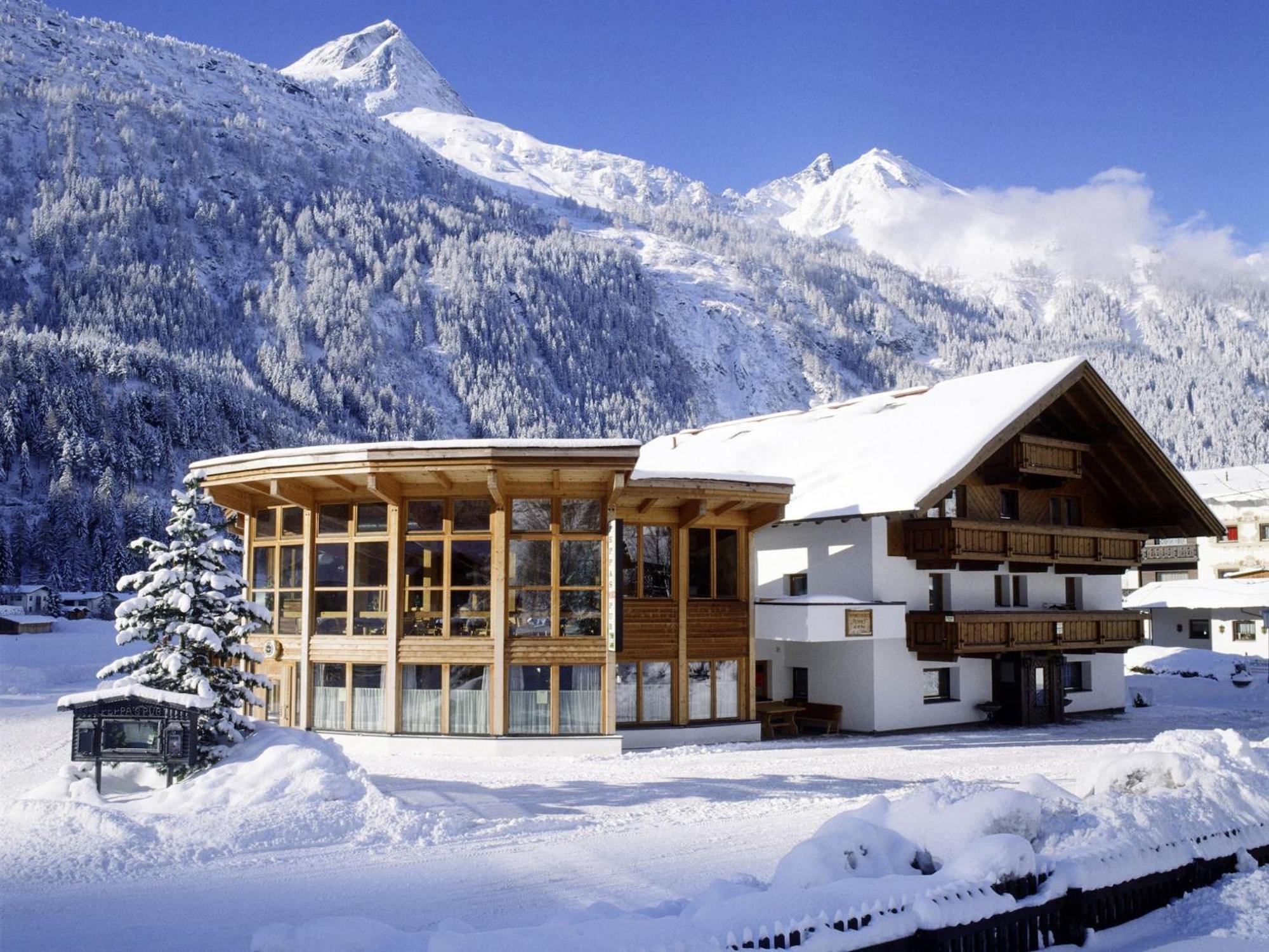 Comfortable Apartment In L Ngenfeld With Ski Storage Ленгенфельд Екстер'єр фото