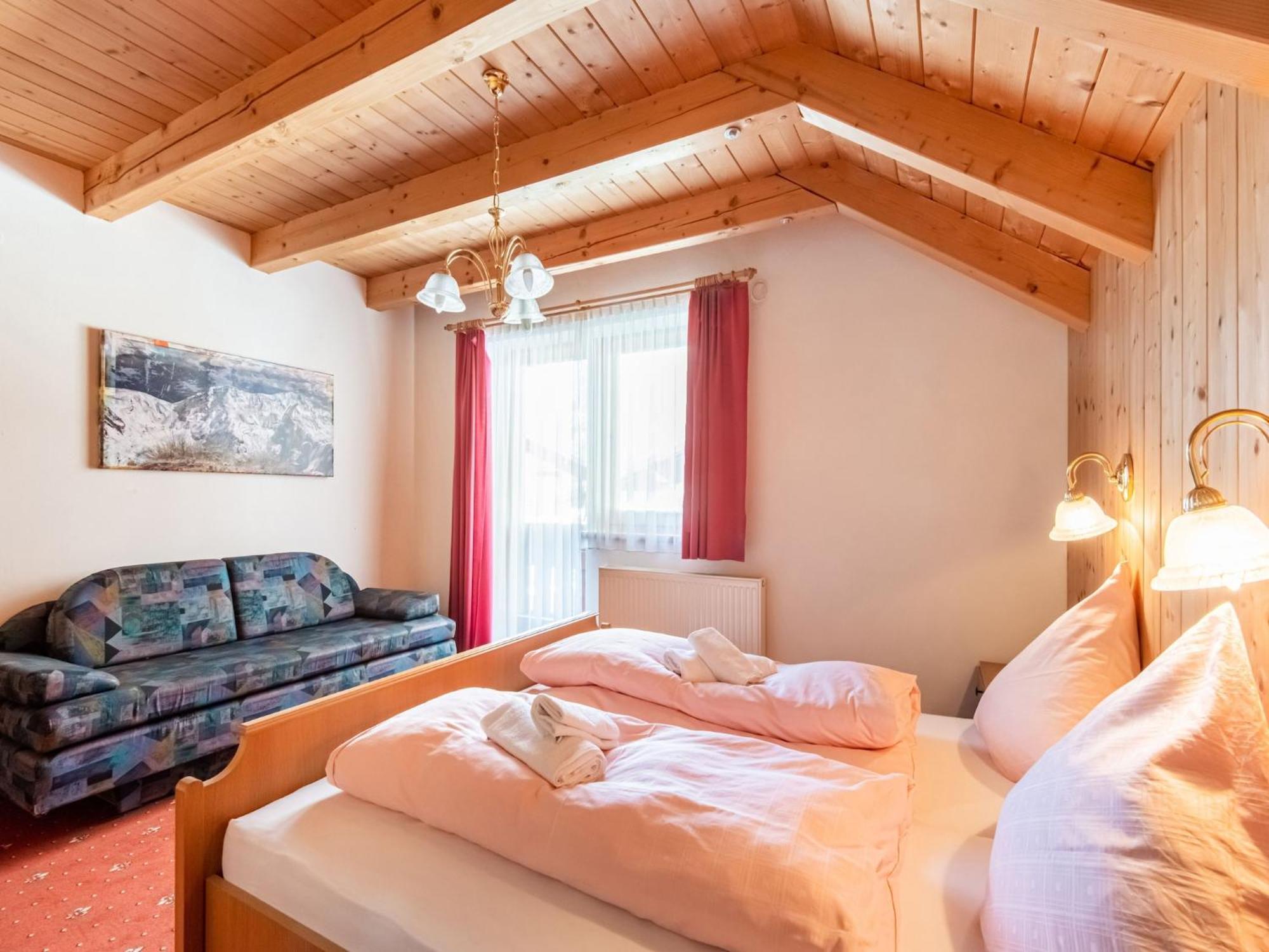 Comfortable Apartment In L Ngenfeld With Ski Storage Ленгенфельд Екстер'єр фото
